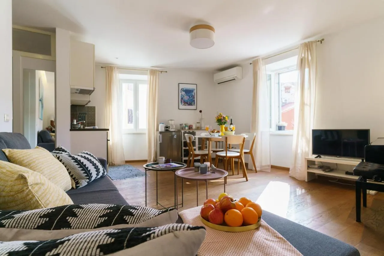 Apartment Lassy By Irundo Rovinj