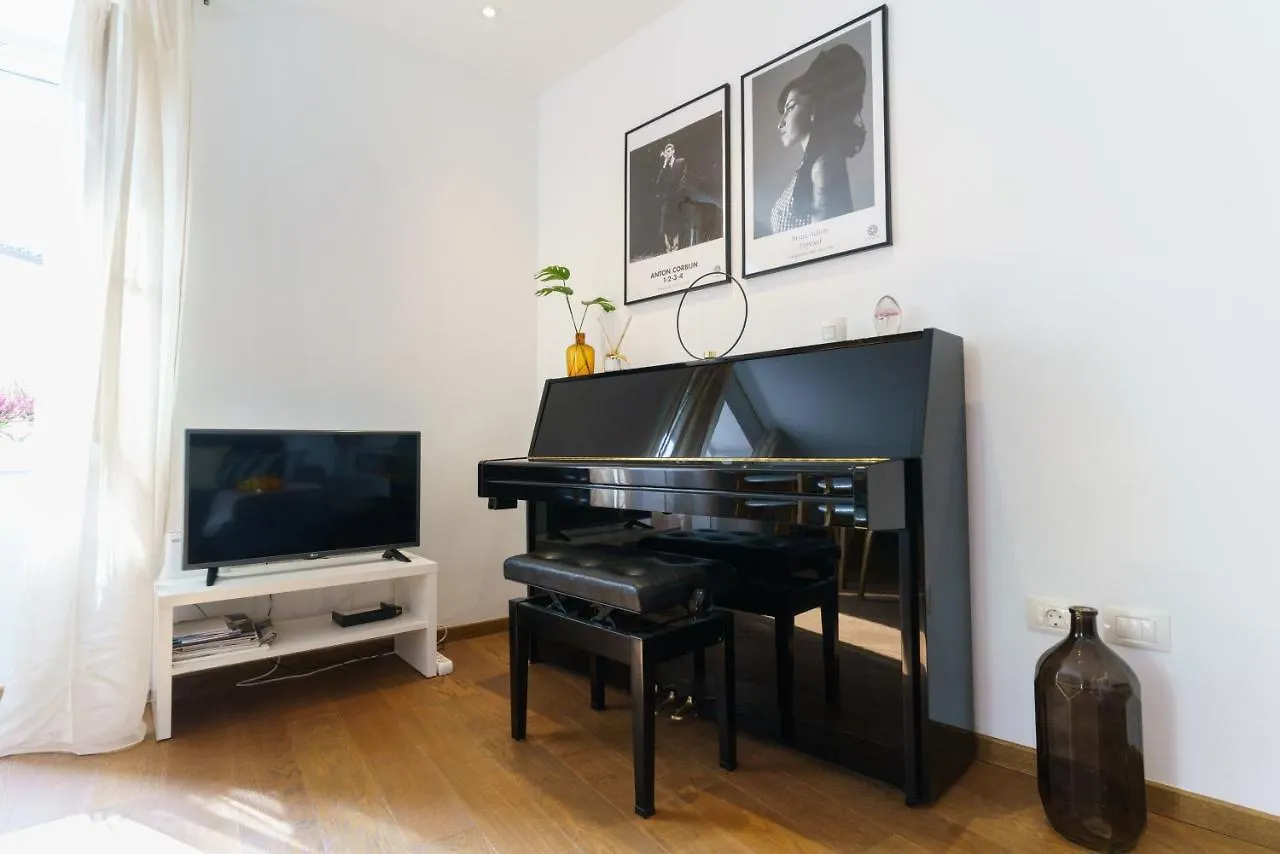 Apartment Lassy By Irundo Rovinj